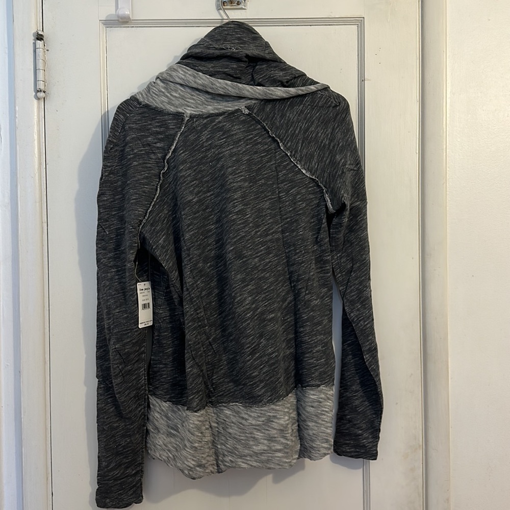 Free People Beach Cocoon Cowl Pullover - Picture 5 of 11